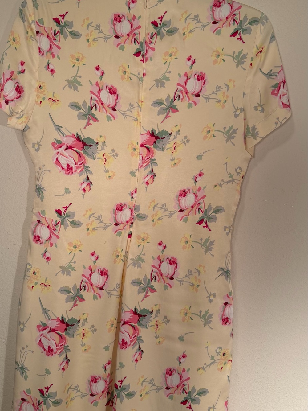 Zara Lt Yellow Short Sleeve Dress wPink Rose Floral Print Cutout Slits - Picture 12 of 16